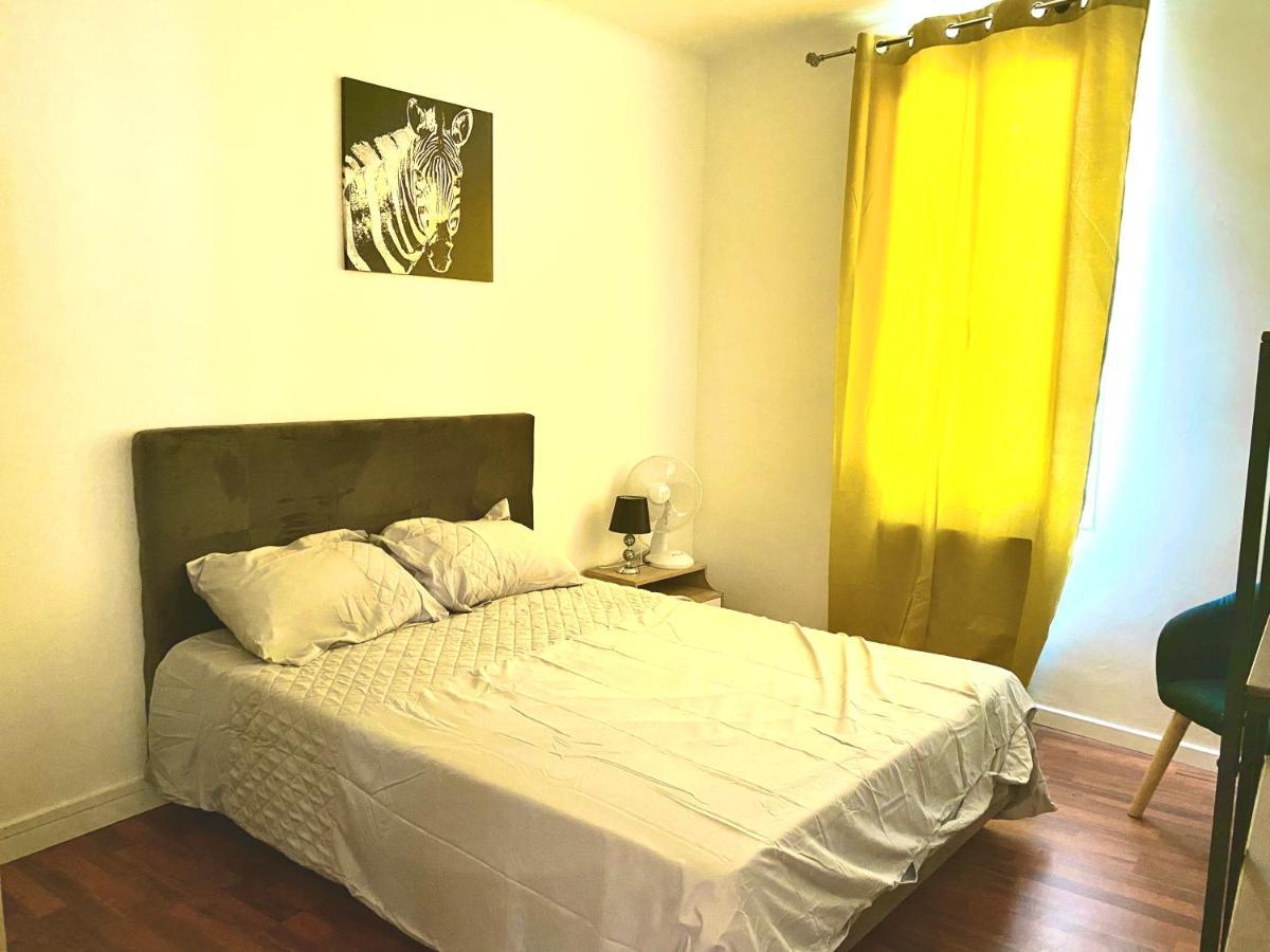 Charmant Logement Apartment *